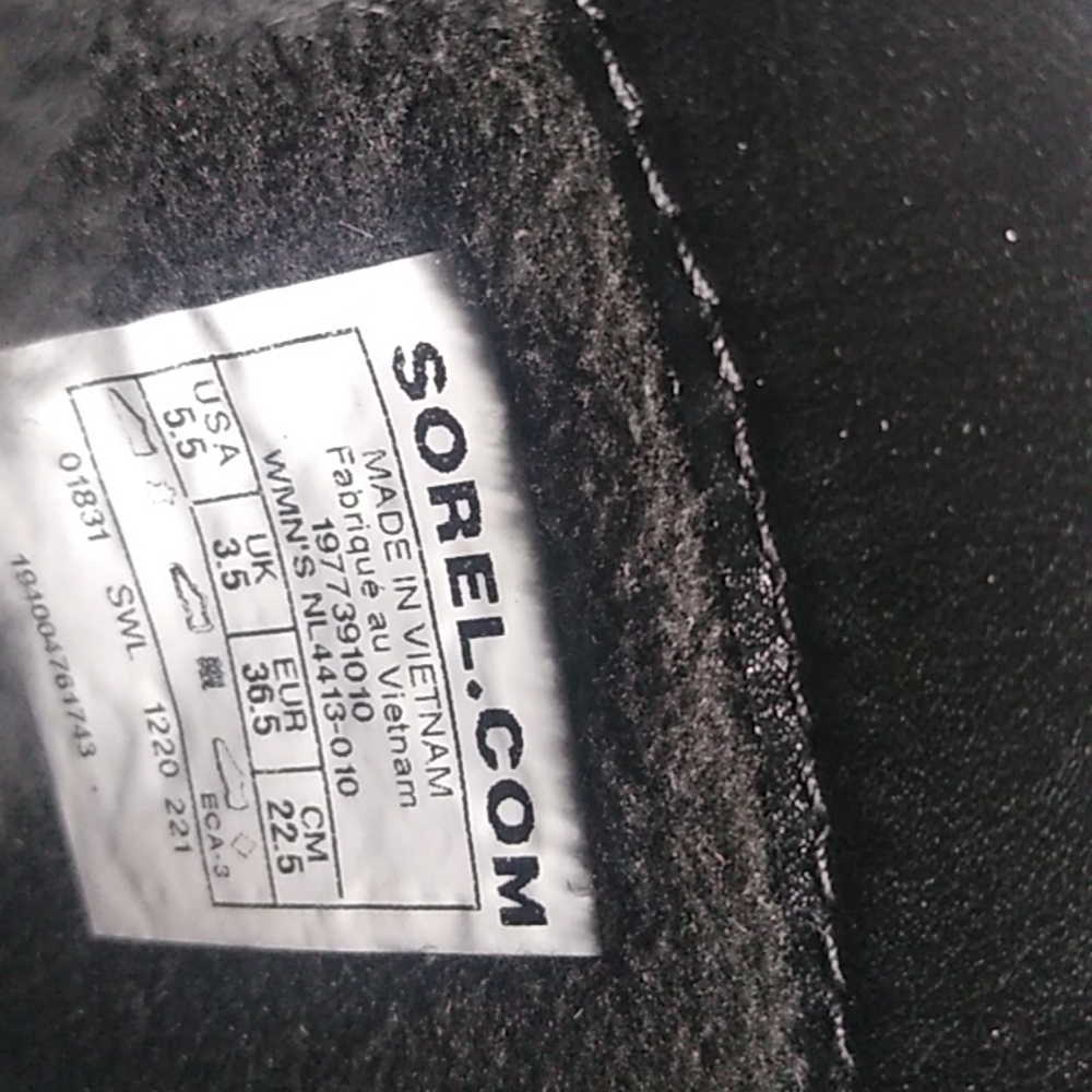 Sorel Lennox Lace Cozy Waterproof Booties - Picture 14 of 14
